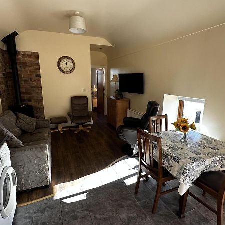 Cosy Barn Conversion In The Mournes 뉴리 외부 사진